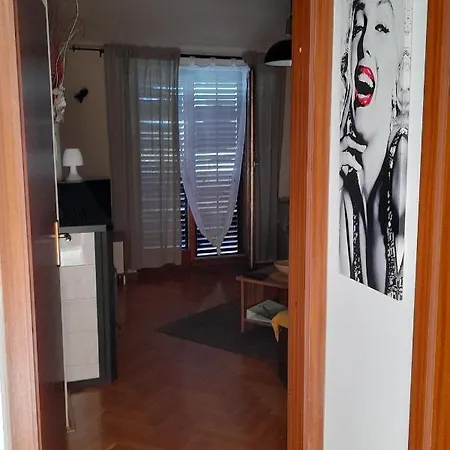 With A Parking Space - 20673 Apartmán